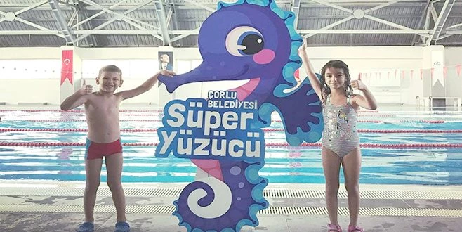 YAZ DÖNEMİ YÜZME KURSLARI DEVAM EDİYOR