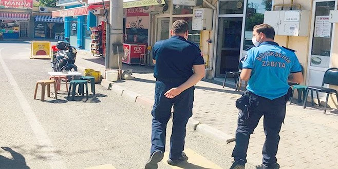 KALDIRIM İŞGALİNE ZABITA ENGELİ