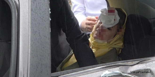 DAVUTOĞLU?NUN KONVOYUNDA KAZA