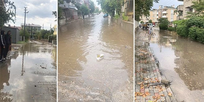 TEKİRDAĞ`DA DOLU VE SAĞANAK YAĞIŞ HAYATI OLUMSUZ ETKİLEDİ