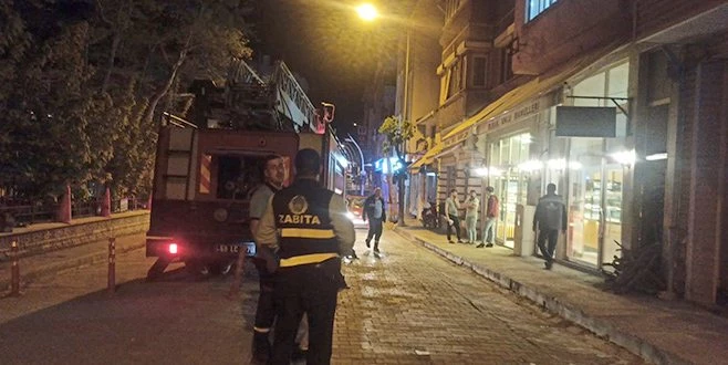 EKMEK FIRININDA KORKUTAN YANGIN 