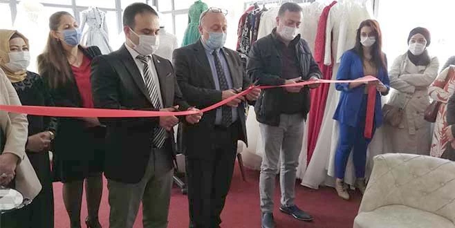 ÇERKEZKÖY`DE YENİ BİR GELİNLİKÇİ AÇILDI