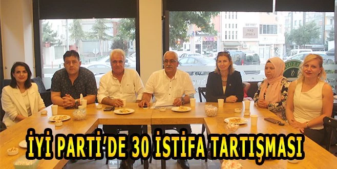 İYİ PARTİ YÖNETİMİNDEN İSTİFA ETTİLER