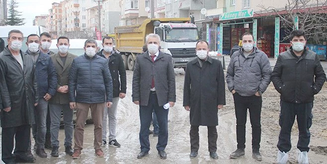 AK PARTİ?DEN CHP?Lİ BÜYÜKŞEHİR BELEDİYESİNE ?UCUBE YOL? TEPKİSİ