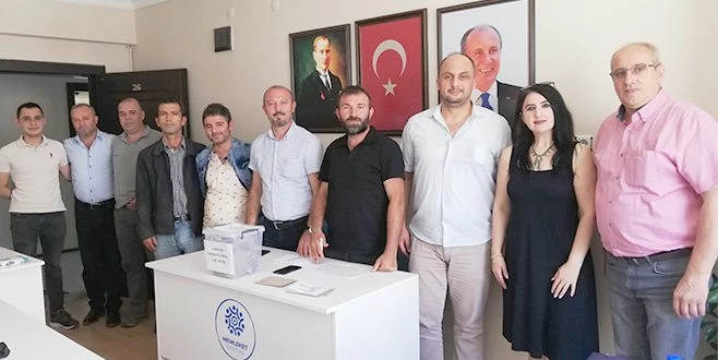 MEMLEKET PARTİSİ ÜYELERİ, GENEL BAŞKANLIK SEÇİMİ İÇİN OY KULLANDI