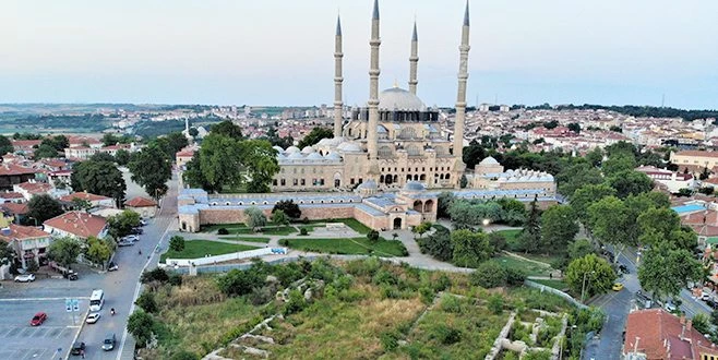 SELİMİYE CAMİ MEYDANI RESTORE EDİLECEK