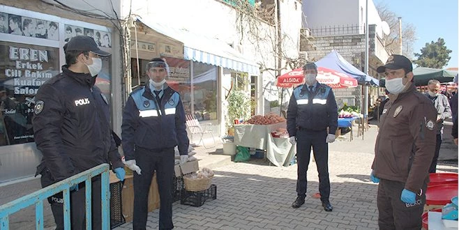  SOKAĞA ÇIKMA YASAĞINA UYMAYAN 20 KİŞİYE 63 BİN LİRA CEZA KESİLDİ