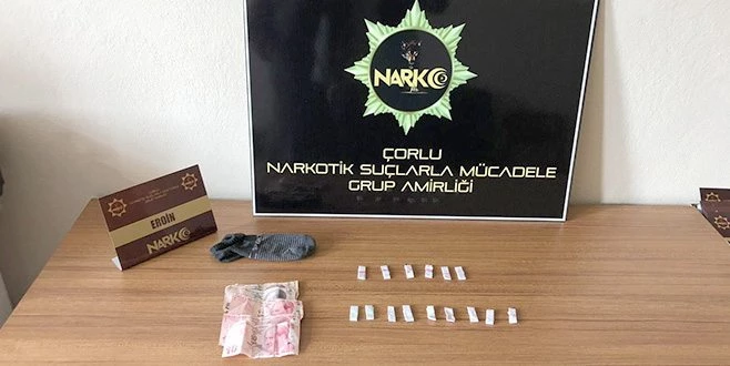  NARKOTİK POLİSİNDEN UYUŞTURUCU OPERASYONU: 4 GÖZALTI