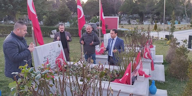 ŞEHİTLERE 14 ŞUBAT ZİYARETİ