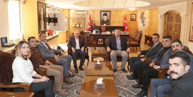 HDP`Lİ BELEDİYELER İŞTEN ÇIKARDI!