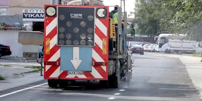 YOL ÇİZGİ VE İŞARETLEME ÇALIŞMALARI DEVAM EDİYOR