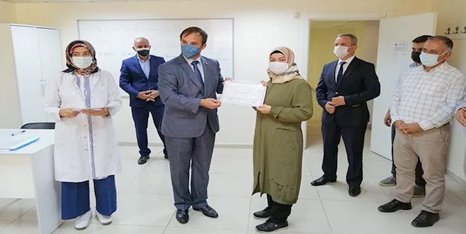 İŞİTME ENGELLİLER OKUMA YAZMA ÖĞRENDİ